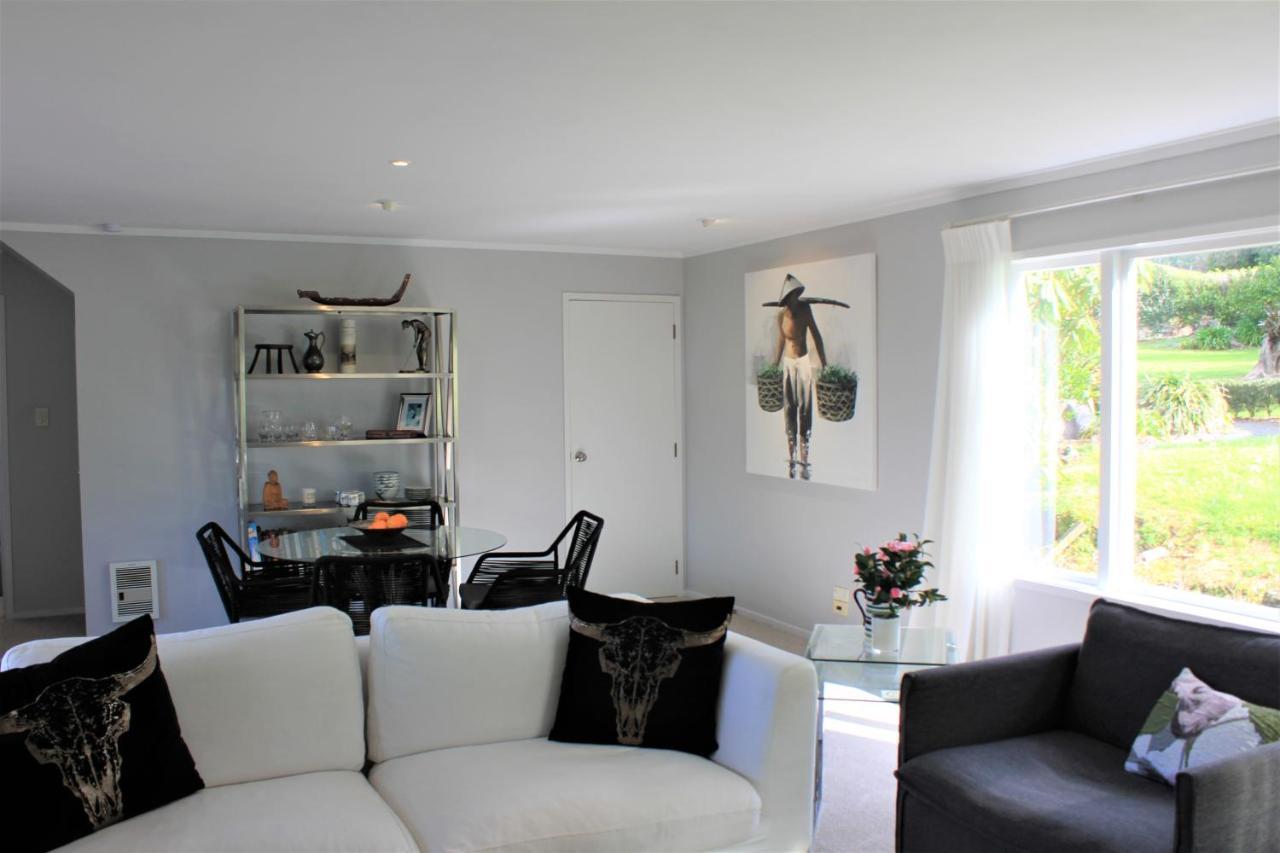 Brenton Lodge Whangamata Exterior foto